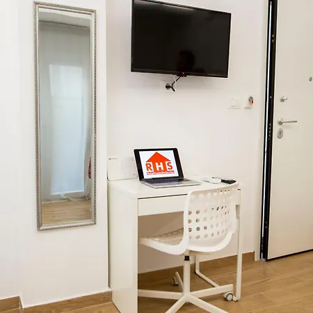 Raise Cosy Apartment-3